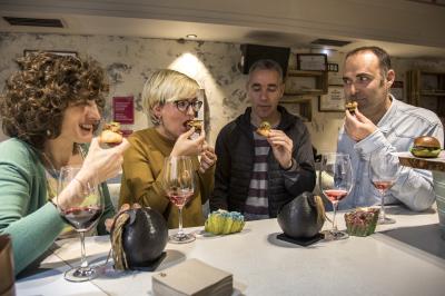 City Walk & Gourmet Pintxos
